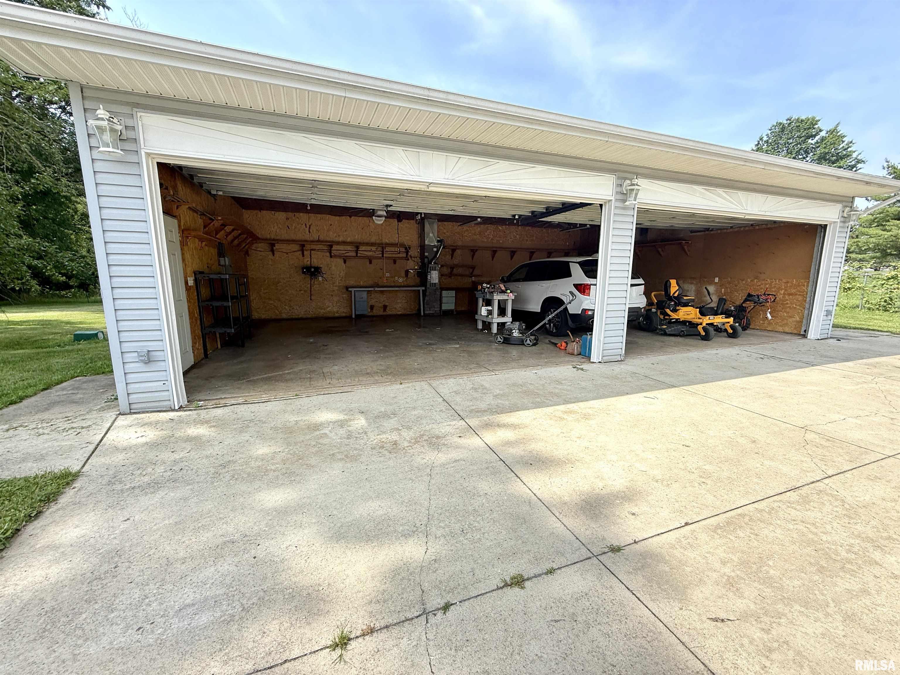 1428 West Northmoor Road Peoria, IL 61614 - Photo 28 of 31
