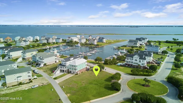 $345,000 | 818 Cannonsgate Drive, Newport, NC 28570