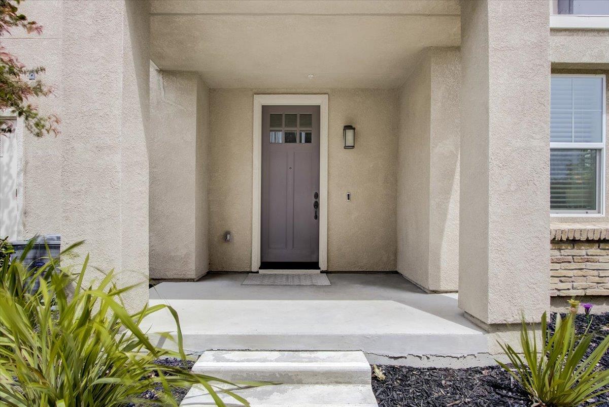 4132 Panorama Drive Dublin, CA 94568 - Photo 41 of 53 a view of entryway with livingroom
