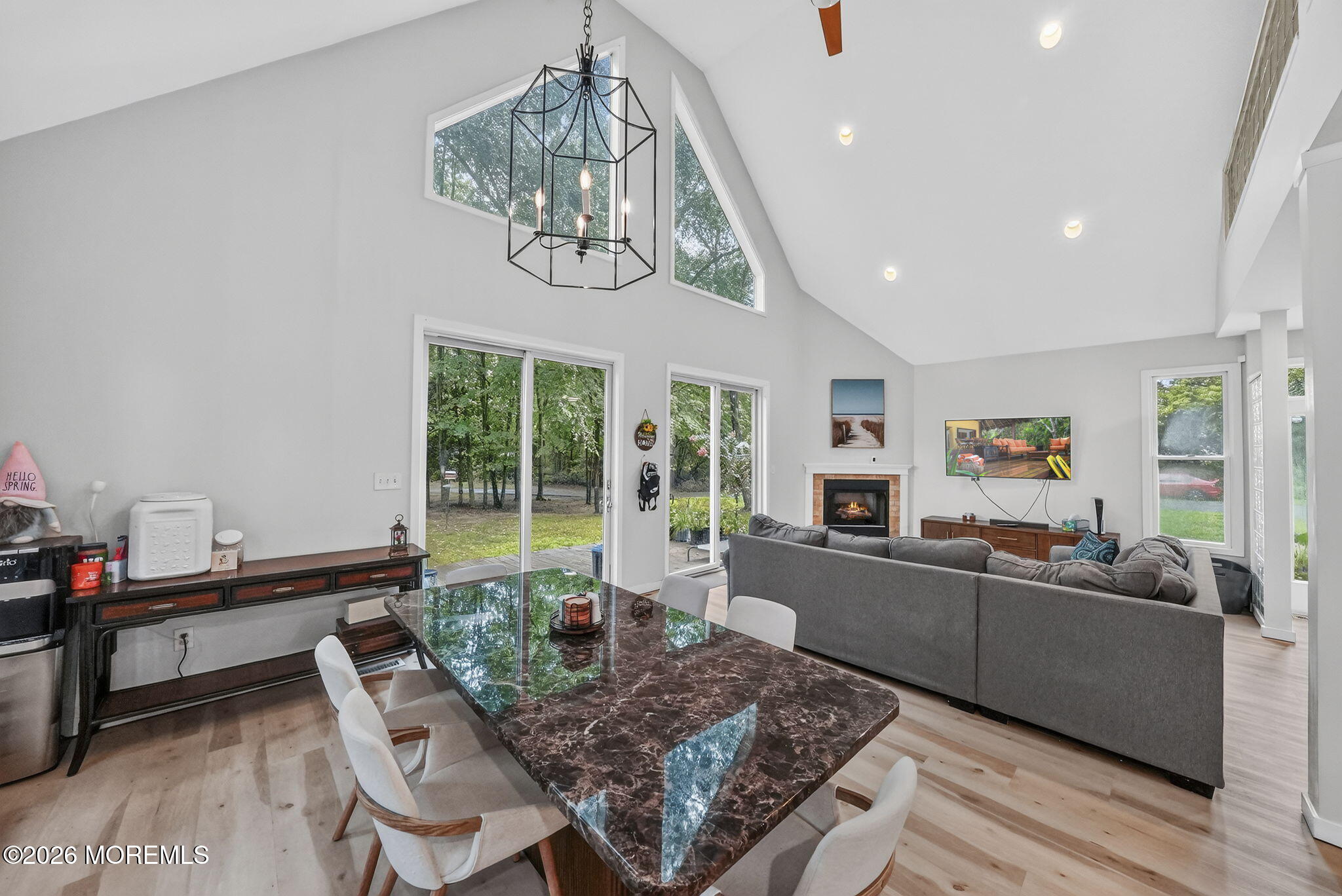 1012 Columbus Road Burlington, NJ 08016 - Photo 10 of 37 25-web-or-mls-DSC01803