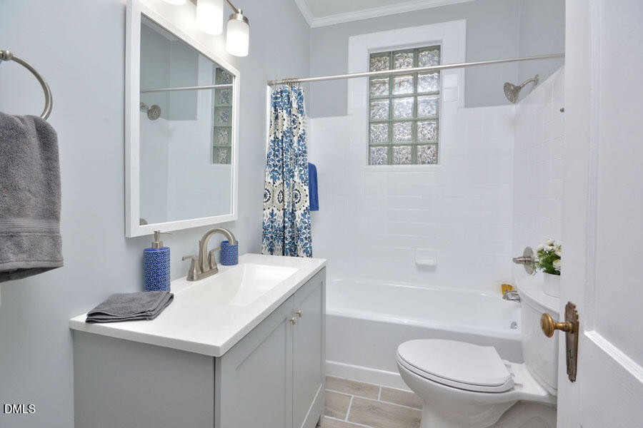 2307 Chapel Hill Road Durham, NC 27707 - Photo 14 of 27