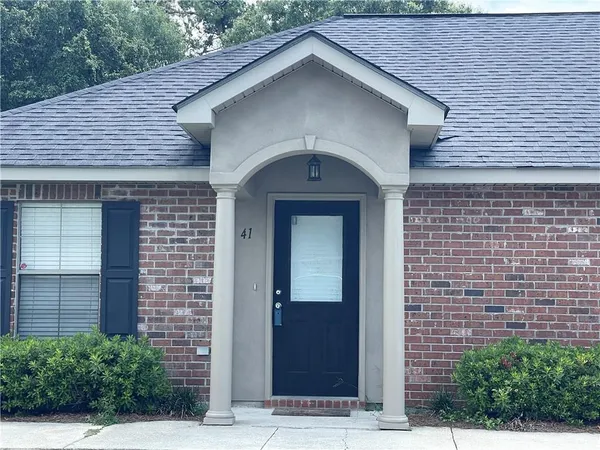 $1,200 | 45428 Pointe Drive, Unit 48, Hammond, LA 70401