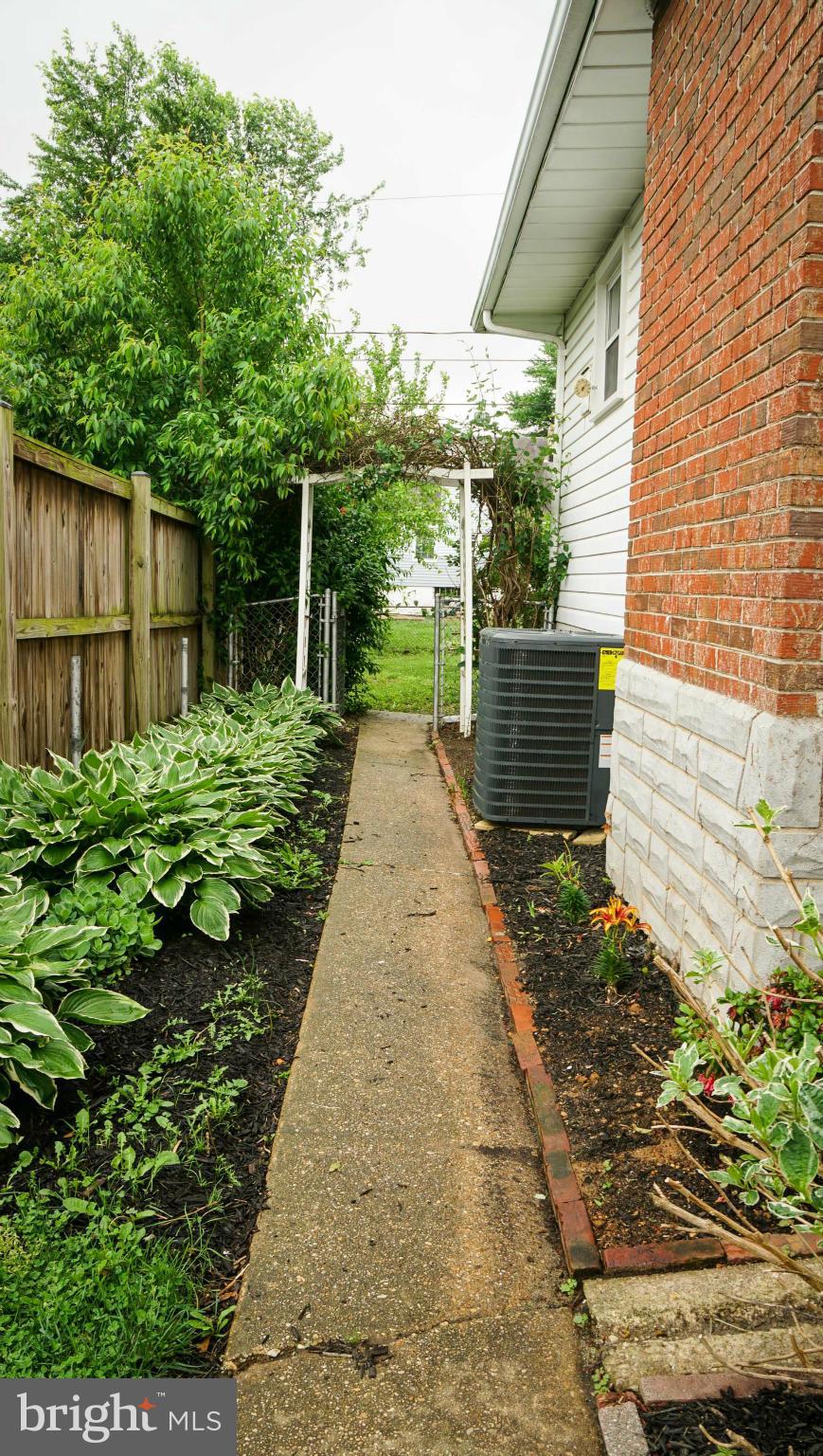 107 Cedar Hill Road Baltimore, MD 21225 - Photo 26 of 27 Exterior (General)