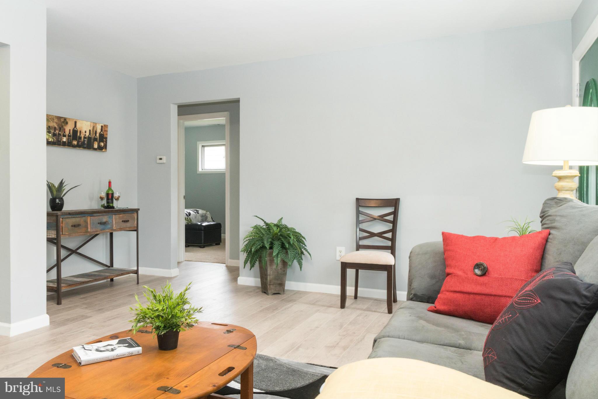 107 Cedar Hill Road Baltimore, MD 21225 - Photo 8 of 27 Family Room