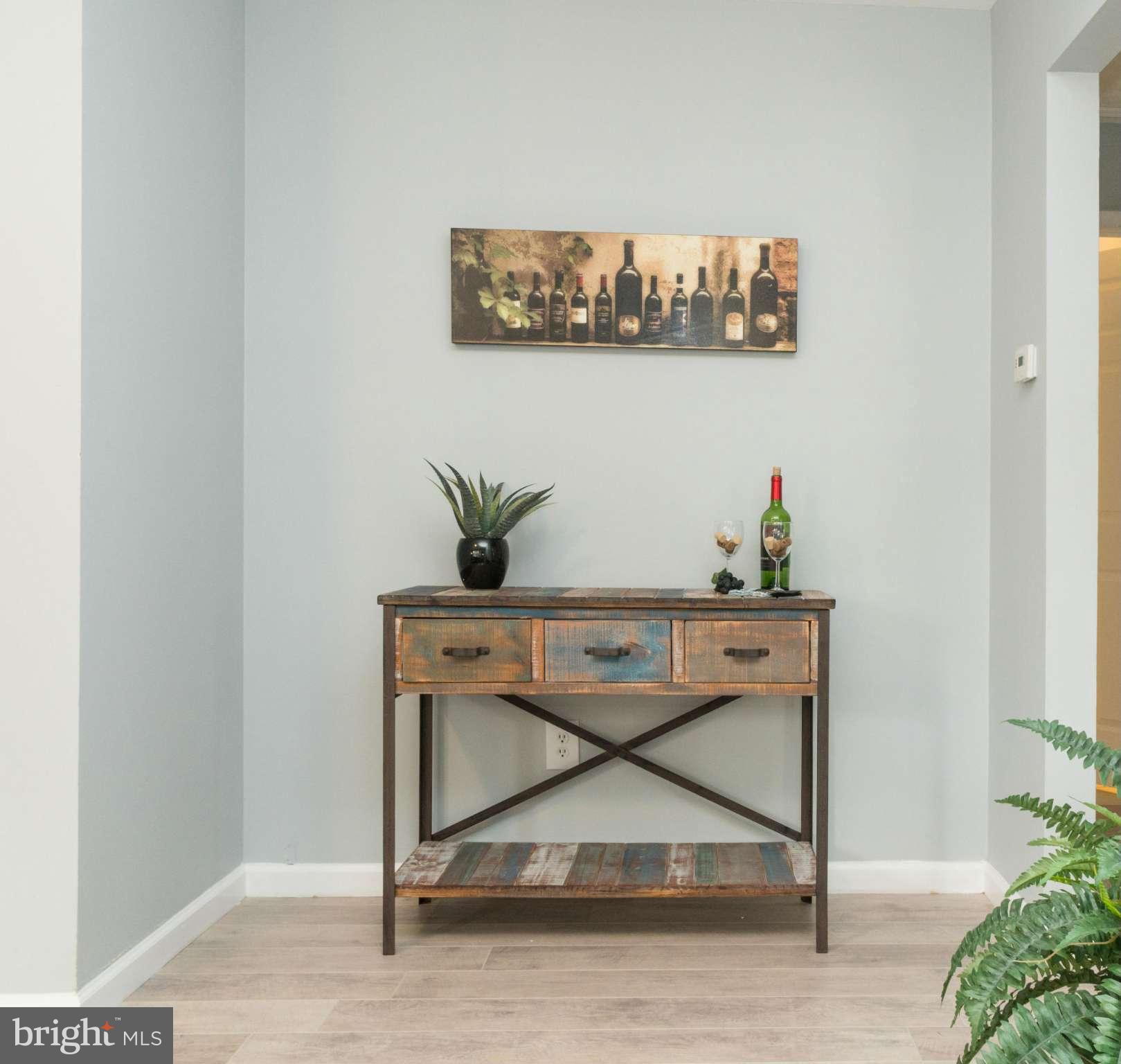 107 Cedar Hill Road Baltimore, MD 21225 - Photo 10 of 27 Interior (General)