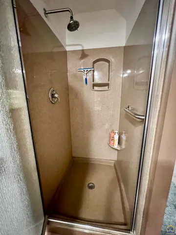 $283,480 | 2952 Southwest Woodstock Lane, Topeka, KS 66614