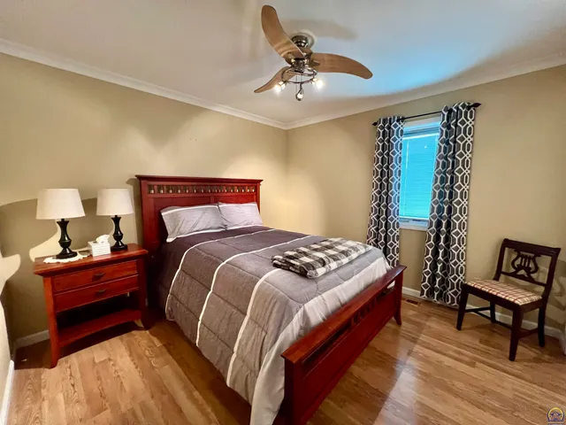 $283,480 | 2952 Southwest Woodstock Lane, Topeka, KS 66614