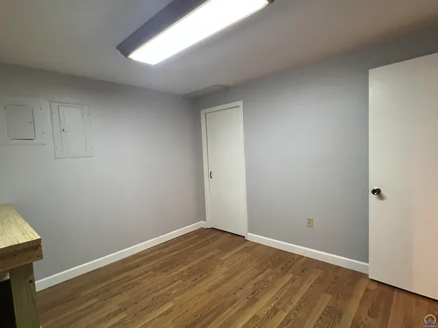 $283,480 | 2952 Southwest Woodstock Lane, Topeka, KS 66614