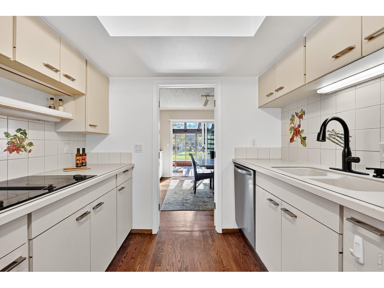 4935 Sundance Square Boulder, CO 80301 - Photo 19 of 49