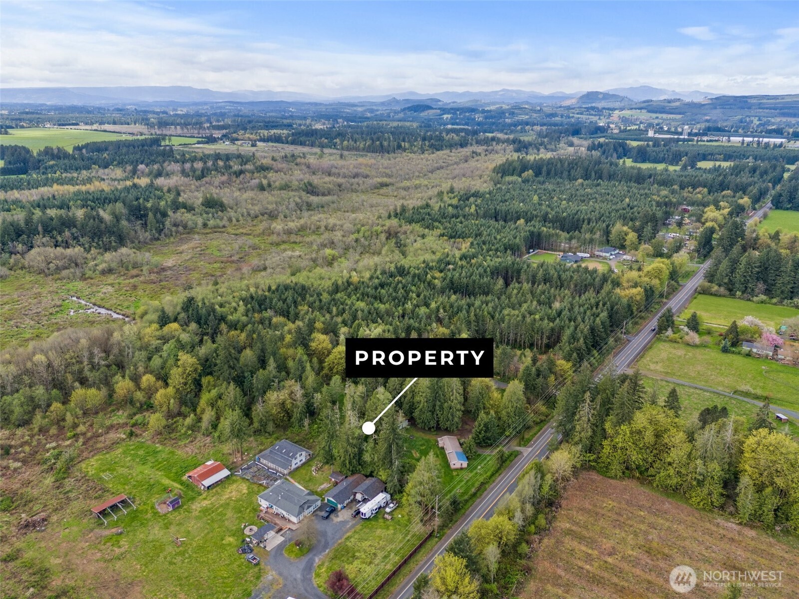 225 West Avery Road Winlock, WA 98596 - Photo 6 of 18 an outdoor space with mountain view