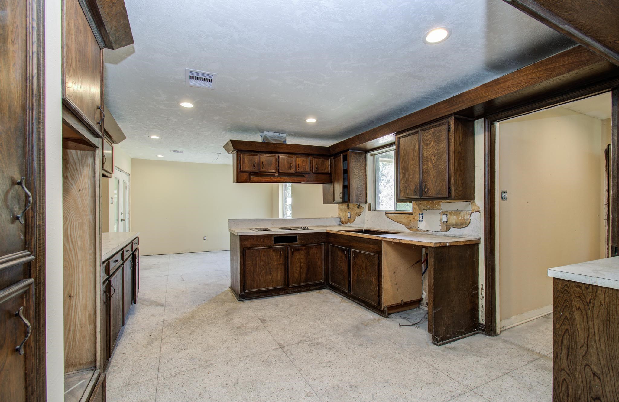 1002 Warwick Street Eagle Lake, TX 77434 - Photo 10 of 29