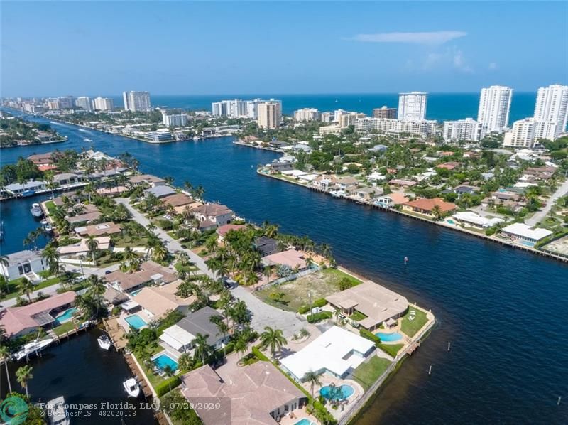 2750 Southeast 9th Street Pompano Beach, FL 33062 - Photo 7 of 31