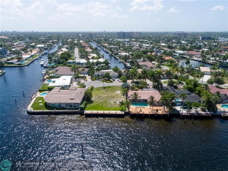 2750 Southeast 9th Street Pompano Beach, FL 33062 - Photo 9 of 31