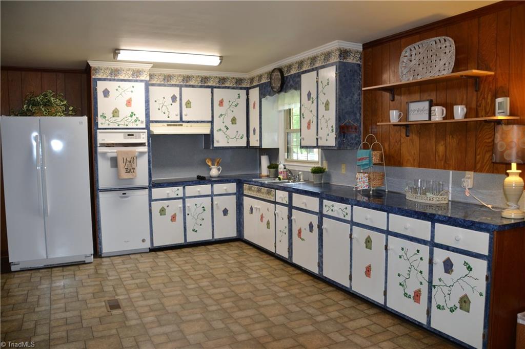 502 Old Mill Road High Point, NC 27265 - Photo 8 of 21 Gallery Image 8