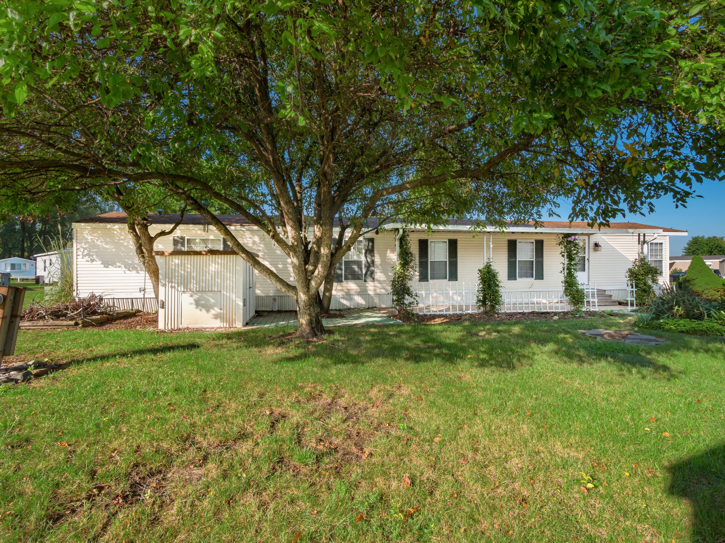 367 Chambersburg Road Columbus, OH 43207 - Photo 6 of 37 Yard