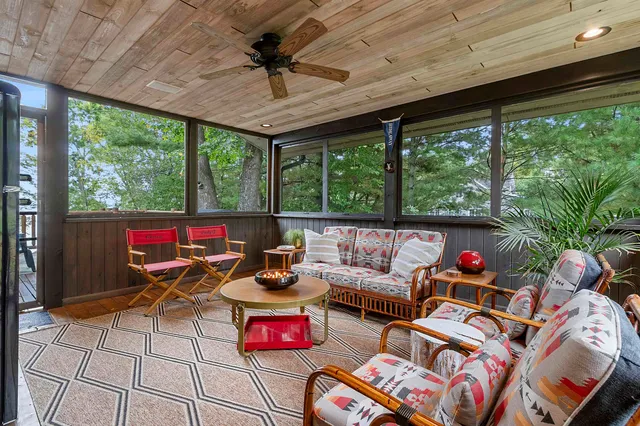 $1,150,000 | N8234 Oak Lane, Crivitz, WI 54114