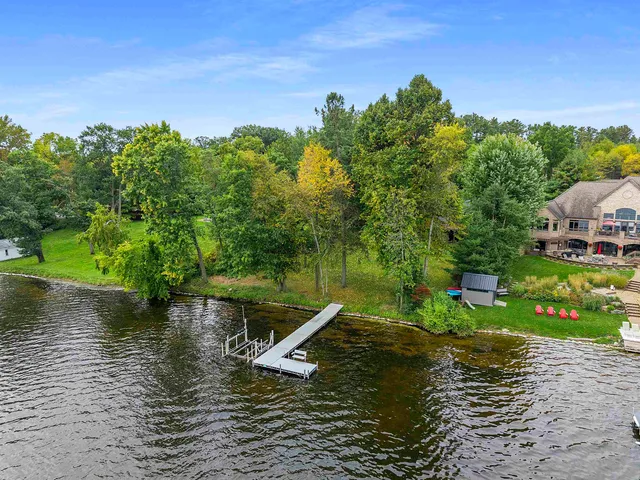 $1,150,000 | N8234 Oak Lane, Crivitz, WI 54114