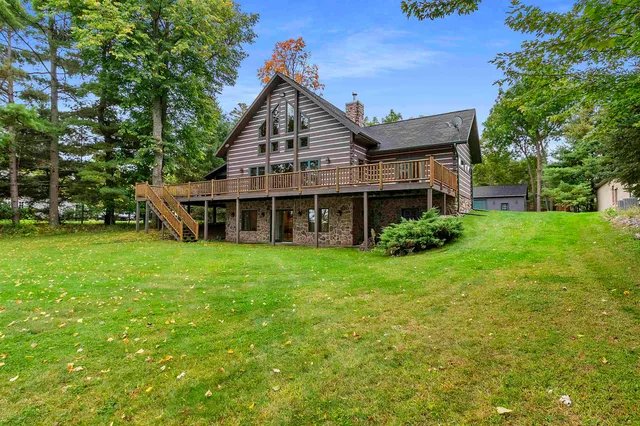$1,150,000 | N8234 Oak Lane, Crivitz, WI 54114