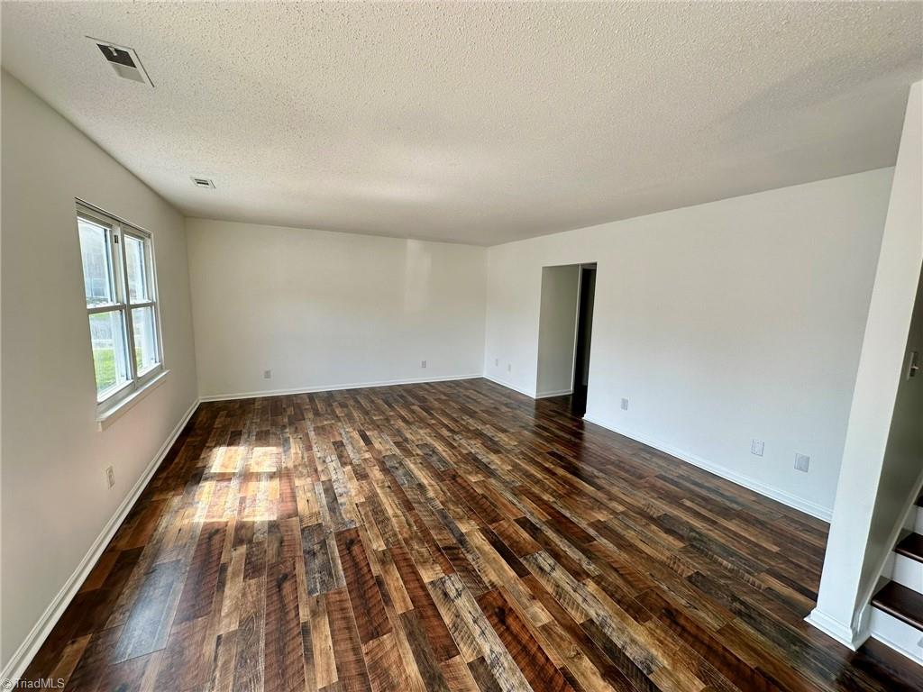 5747 Bramblegate Road, Unit H Greensboro, NC 27409 - Photo 3 of 13 Gallery Image 3
