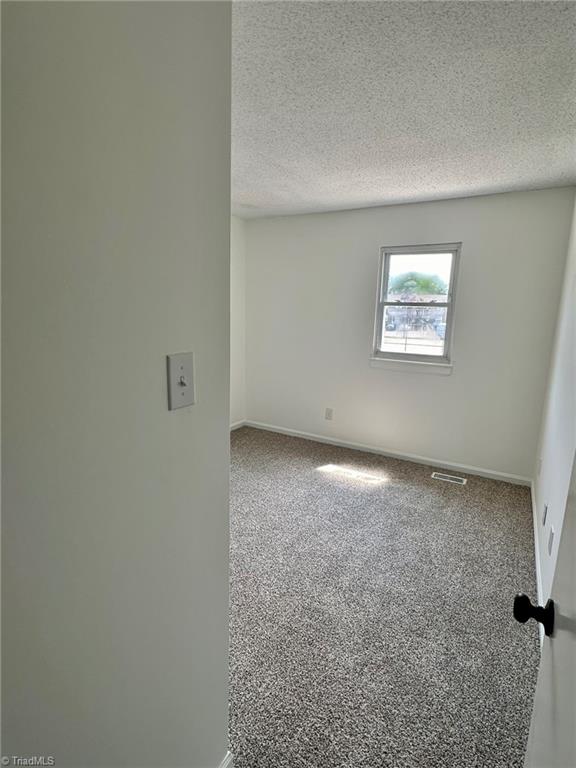 5747 Bramblegate Road, Unit H Greensboro, NC 27409 - Photo 9 of 13 Gallery Image 9