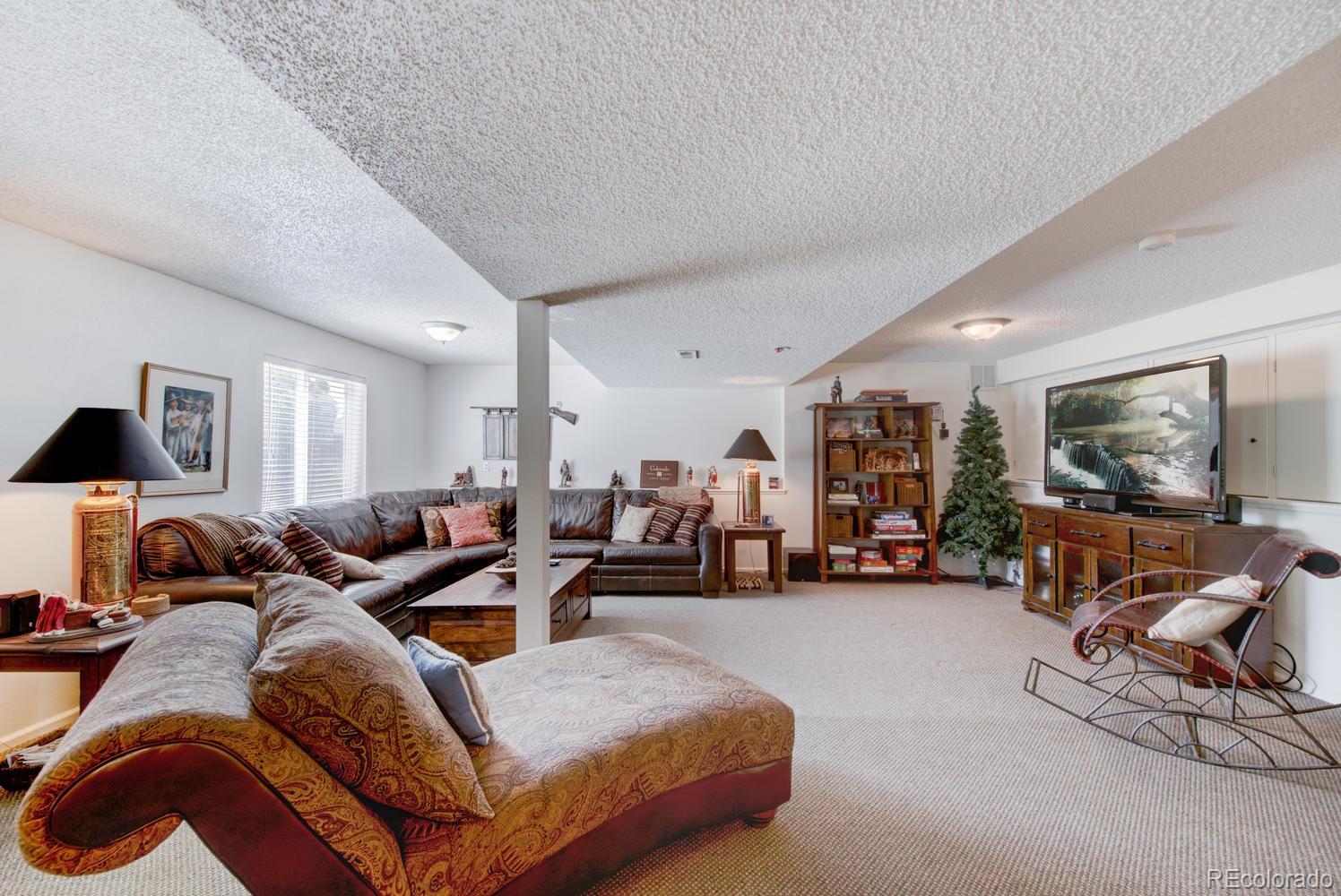 8981 Chestnut Hill Lane Highlands Ranch, CO 80130 - Photo 21 of 33 Gallery Image 21