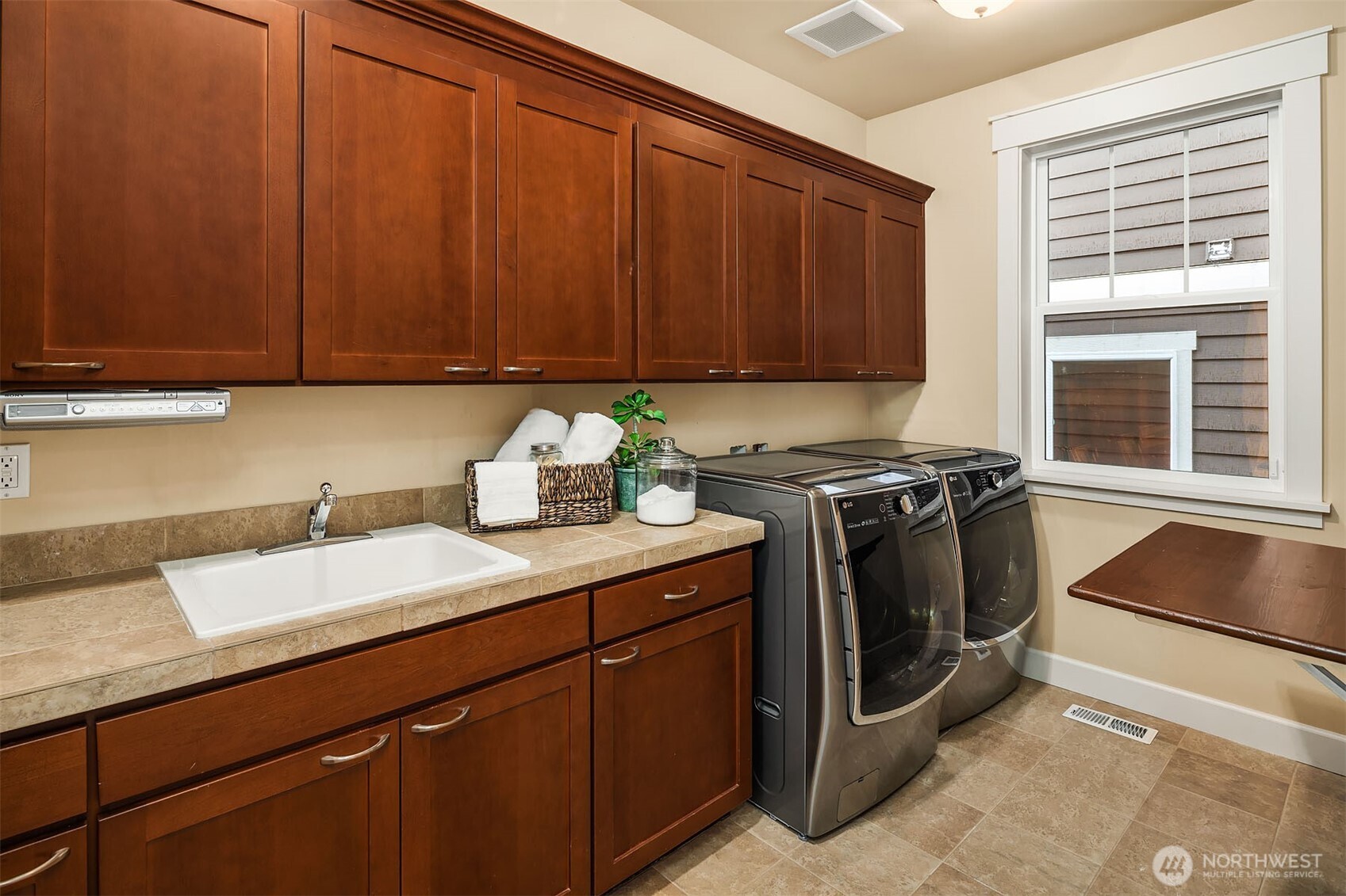 3311 Burnett Avenue North Renton, WA 98056 - Photo 31 of 40