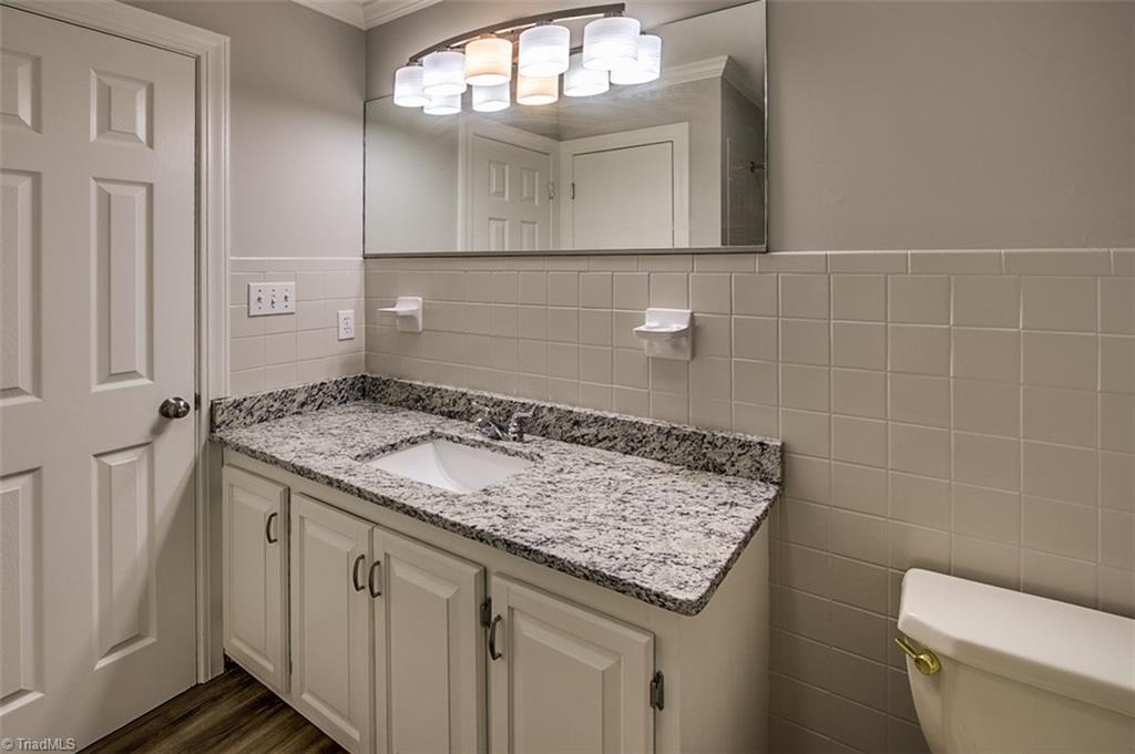 2601 Kilpatrick White Road Greensboro, NC 27406 - Photo 18 of 30 Second level hall bathroom
