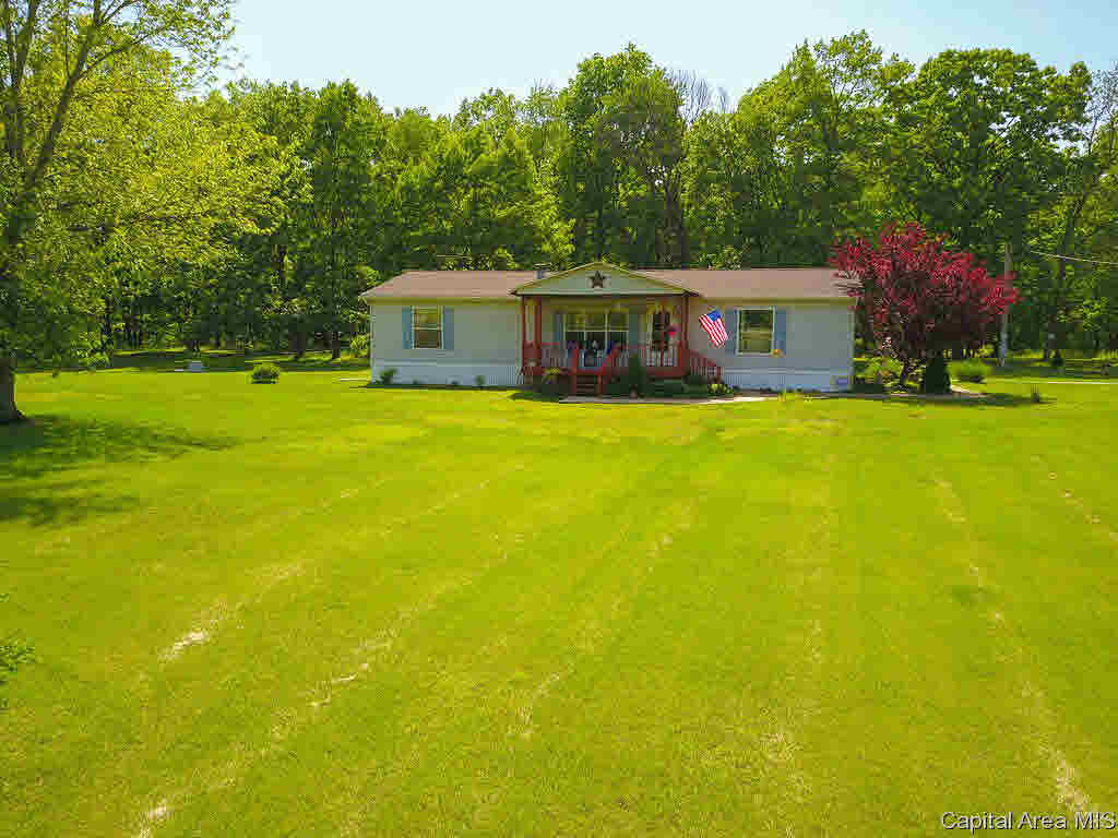 5342 Raymond Road Bunker Hill, IL 62014 - Photo 9 of 23 Gallery Image 9