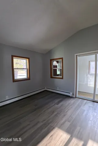 $2,600 | 190 Church Road, Guilderland, NY 12203