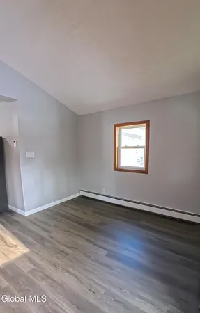 $2,600 | 190 Church Road, Guilderland, NY 12203