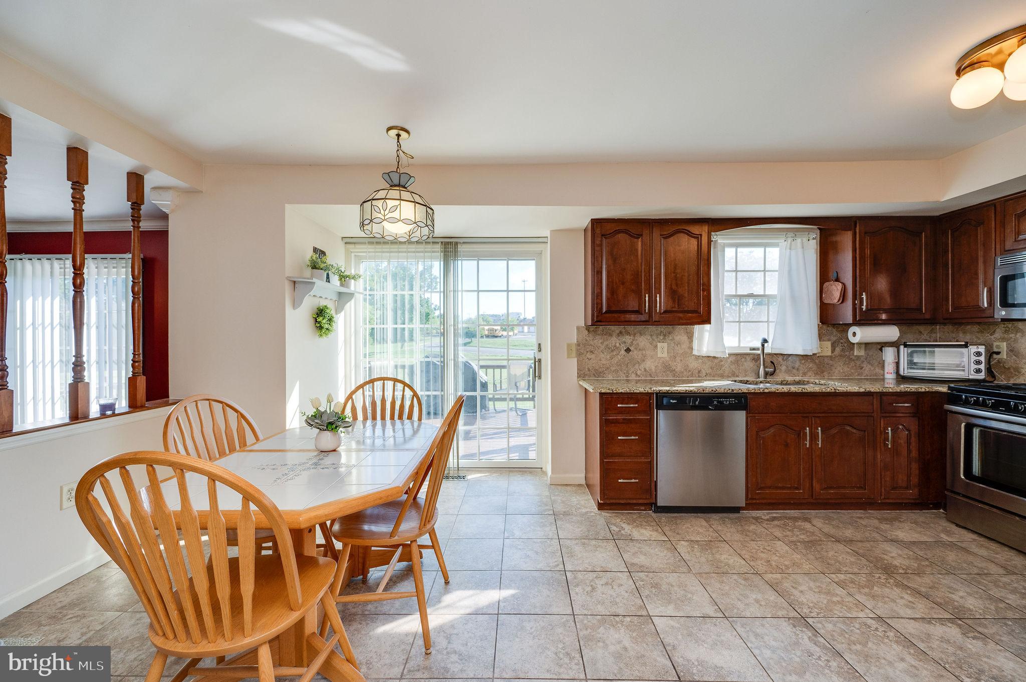 1307 Fredrick Boulevard Reading, PA 19605 - Photo 12 of 36