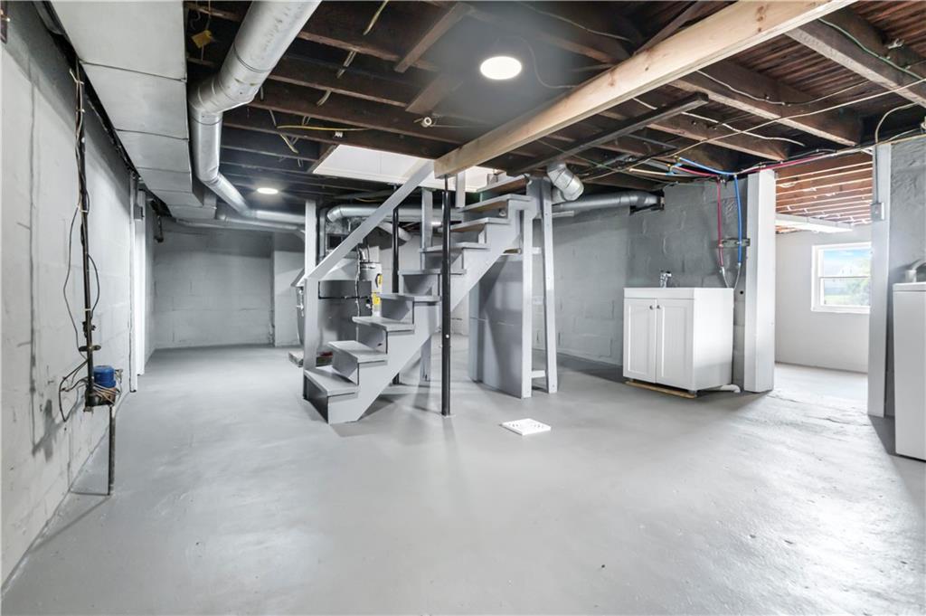 13 Fairview Street Uniontown, PA 15401 - Photo 38 of 42