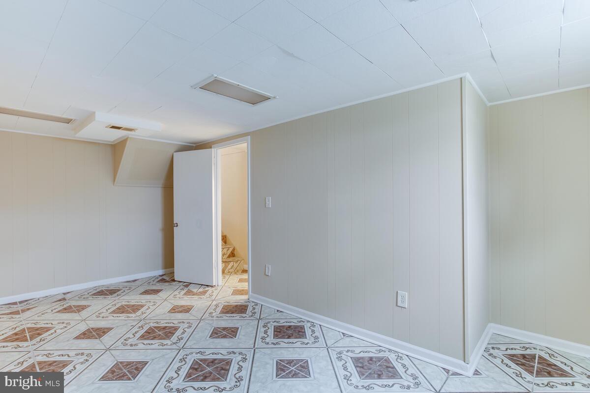 7006 Good Luck Road Hyattsville, MD 20784 - Photo 21 of 29 Gallery Image 21