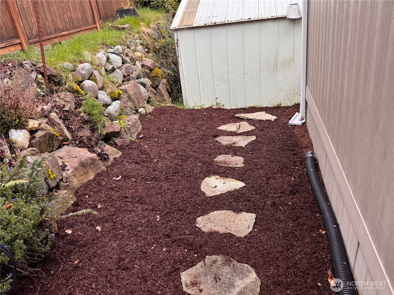 23708 Locust Way, Unit 1 Bothell, WA 98021 - Photo 11 of 12