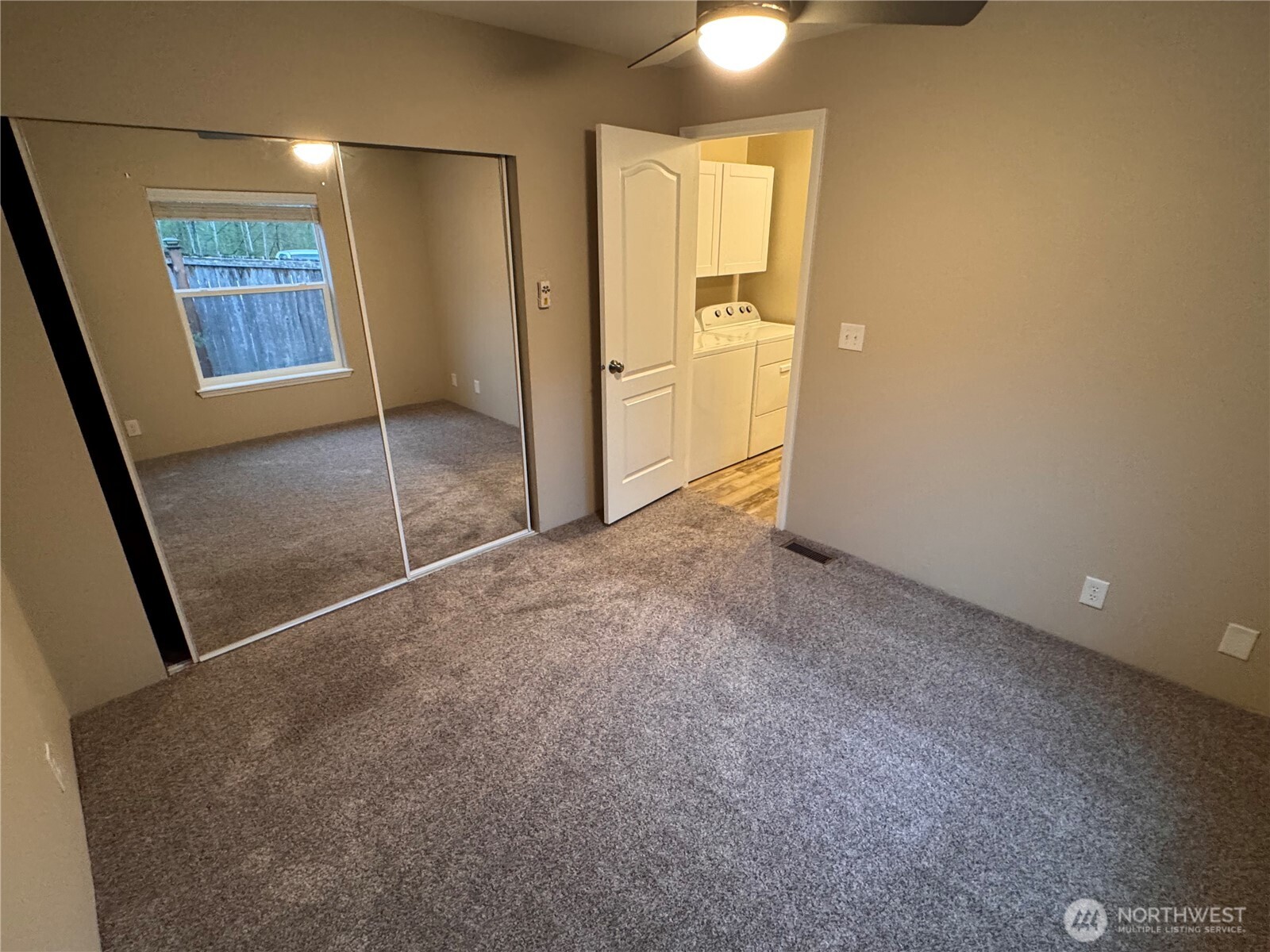 23708 Locust Way, Unit 1 Bothell, WA 98021 - Photo 9 of 12