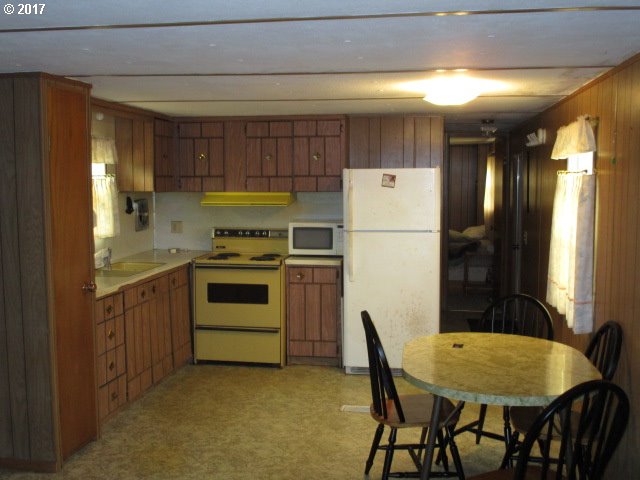90857 Shell Lane Coos Bay, OR 97420 - Photo 6 of 13 Gallery Image 6
