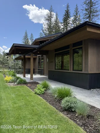 $3,945,000 | 15465 Tall Timber Road, Jackson, WY 83001