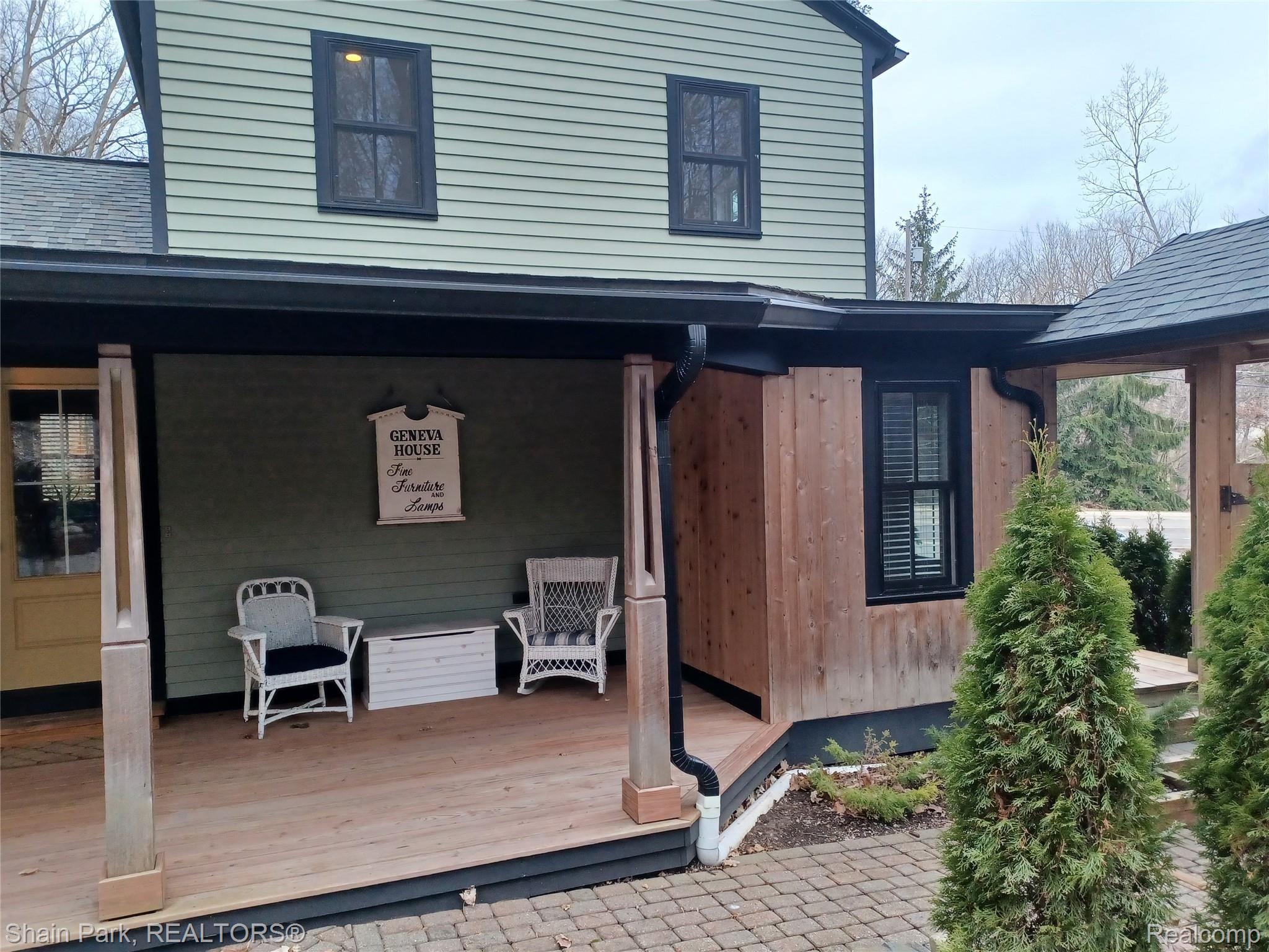 26490 Drake Road Farmington, MI 48331 - Photo 30 of 48 Back Porch-4