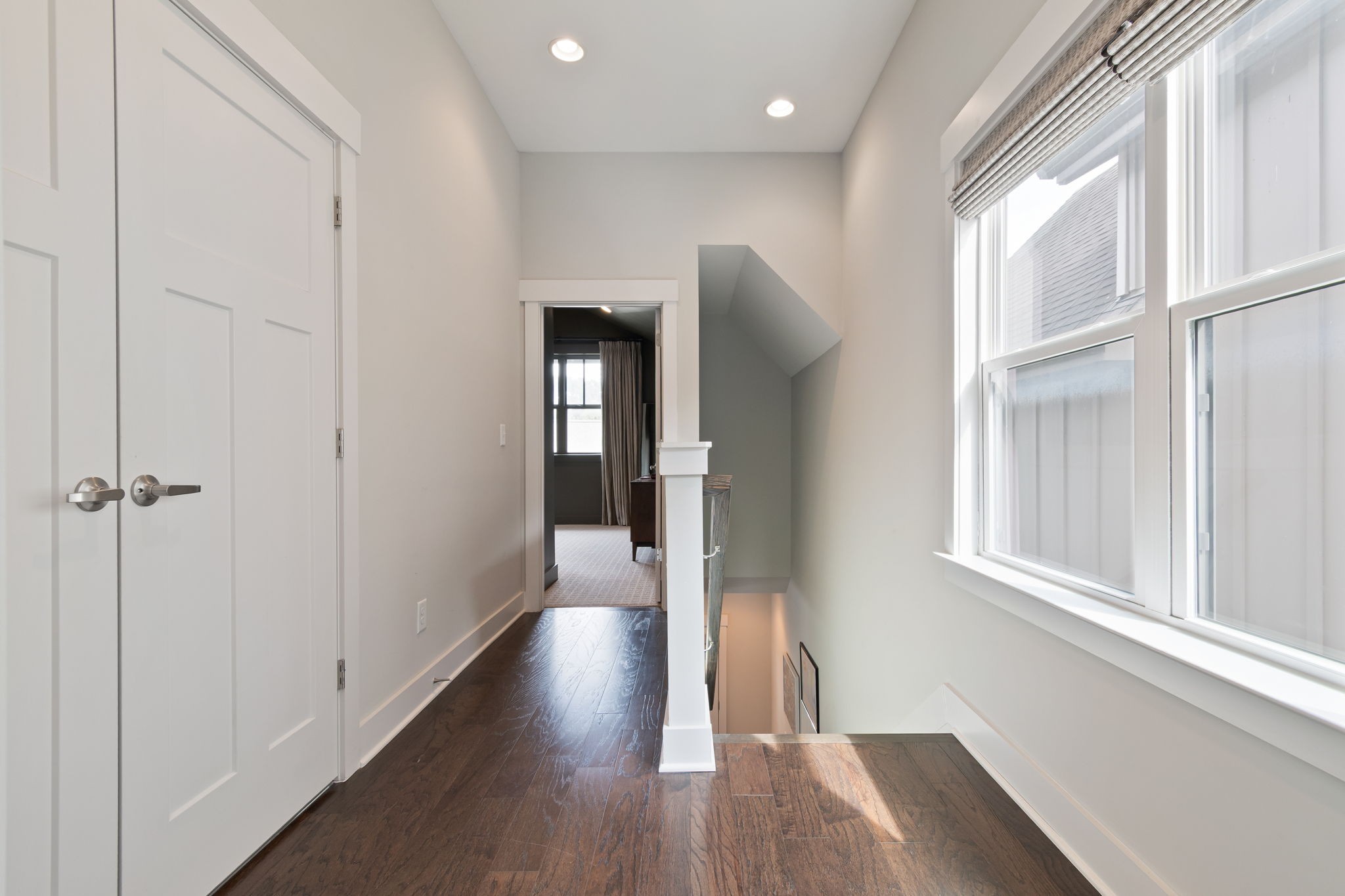 728 Centerpoint Lane Nashville, TN 37209 - Photo 31 of 45 a view of hallway with wooden floor