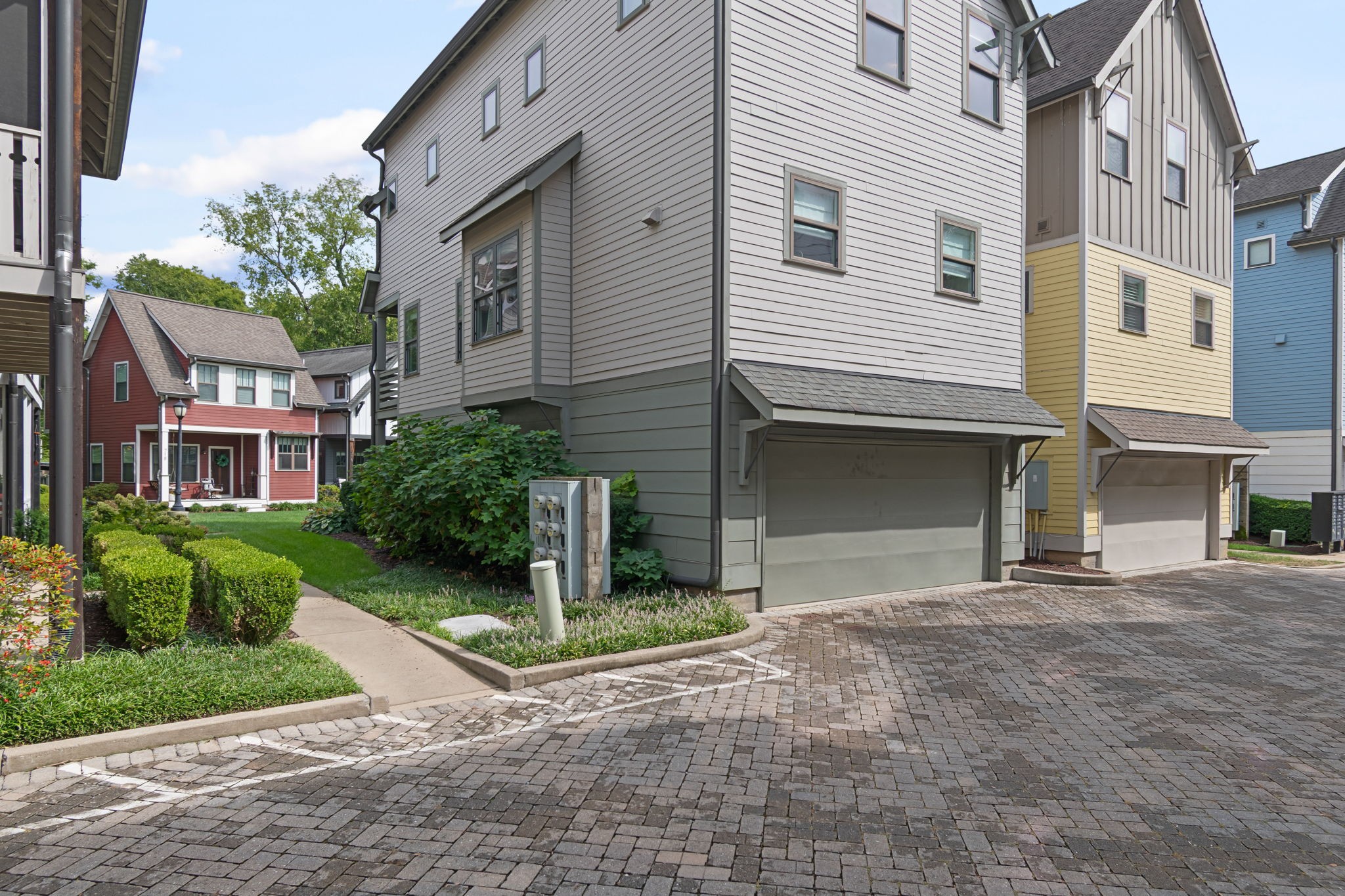 728 Centerpoint Lane Nashville, TN 37209 - Photo 45 of 45 a front view of a house with a yard and garage