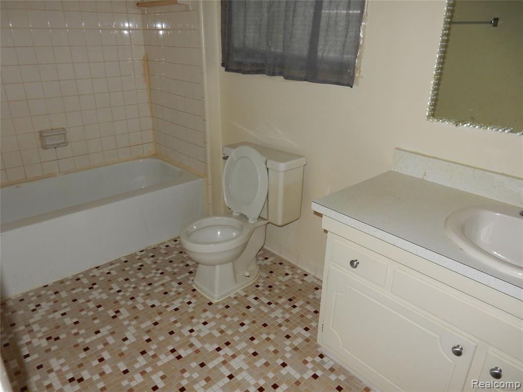 150 Arcola Street, Unit 3 Inkster, MI 48141 - Photo 12 of 15