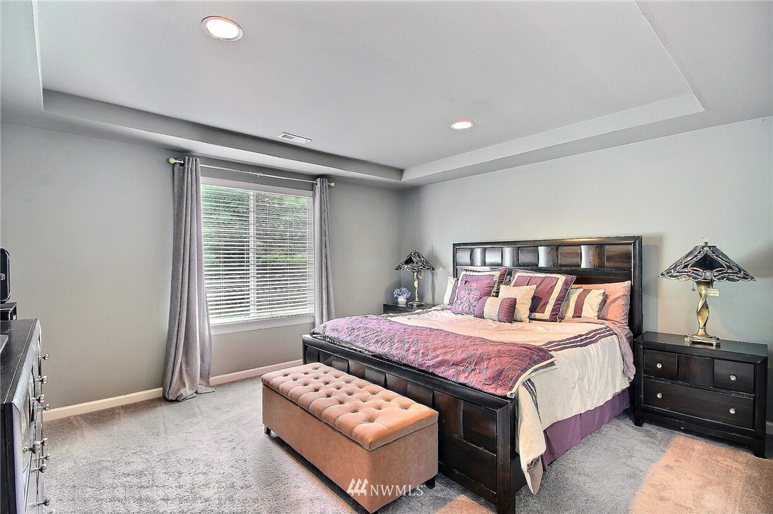306 182nd Street Southeast Bothell, WA 98012 - Photo 12 of 25