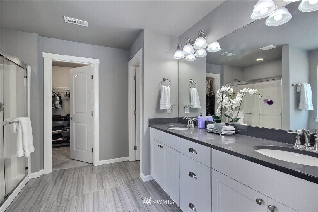 306 182nd Street Southeast Bothell, WA 98012 - Photo 14 of 25