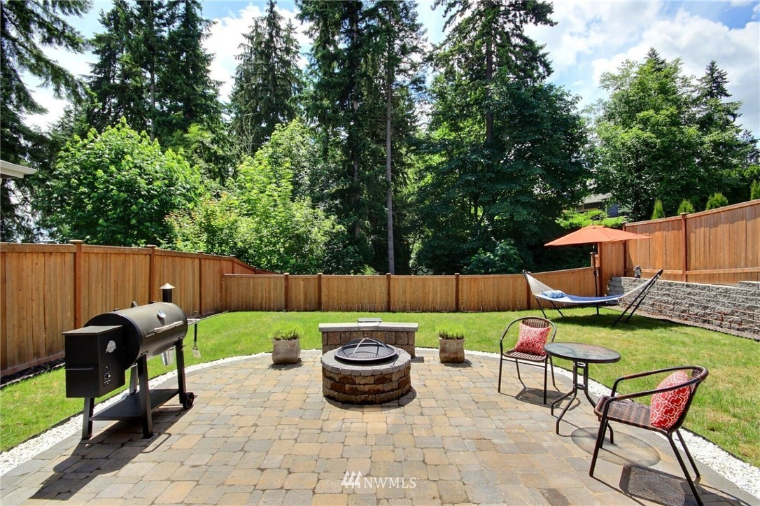 306 182nd Street Southeast Bothell, WA 98012 - Photo 23 of 25