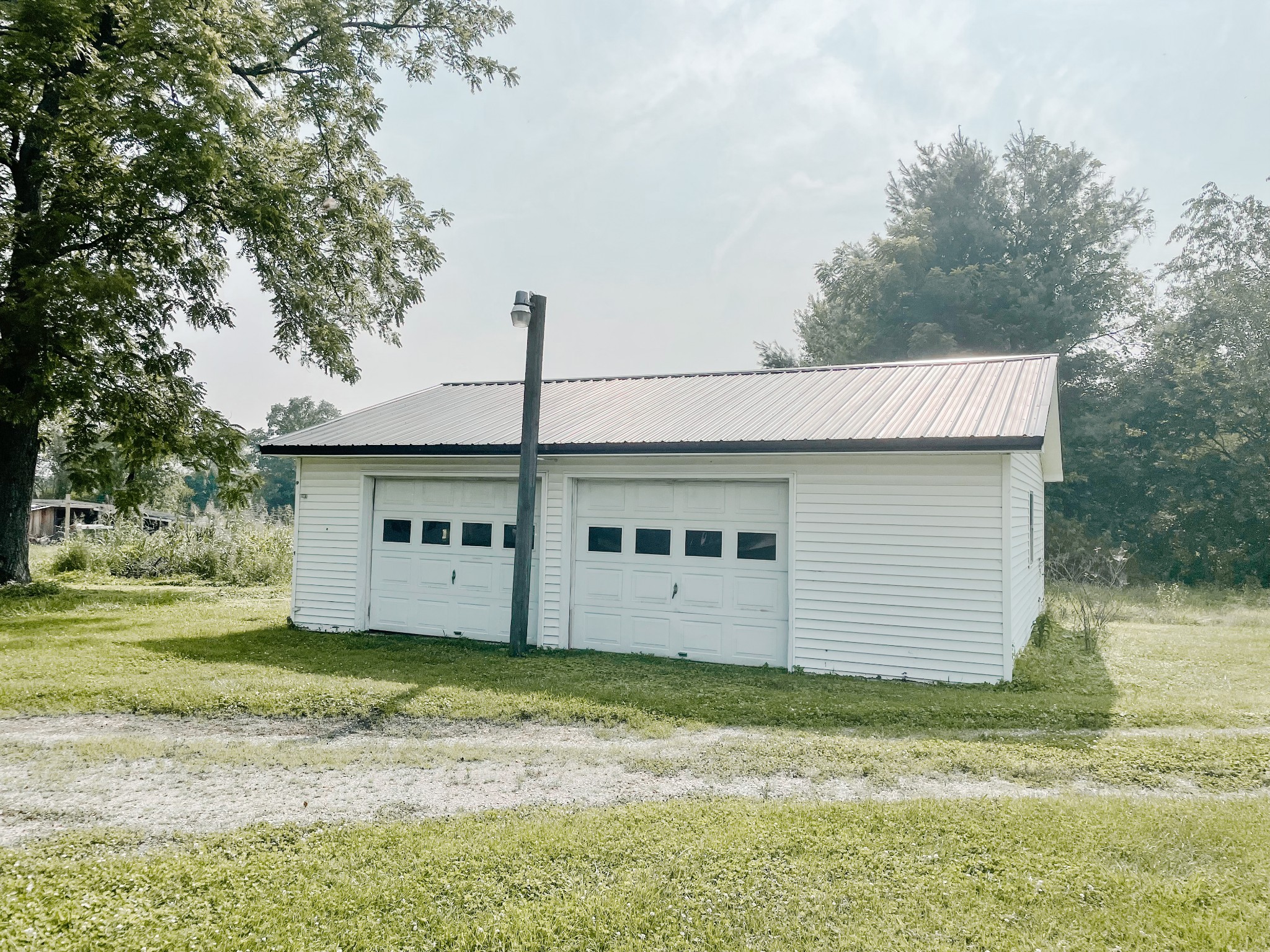 725 South Brace Road Summertown, TN 38483 - Photo 4 of 19 Gallery Image 4