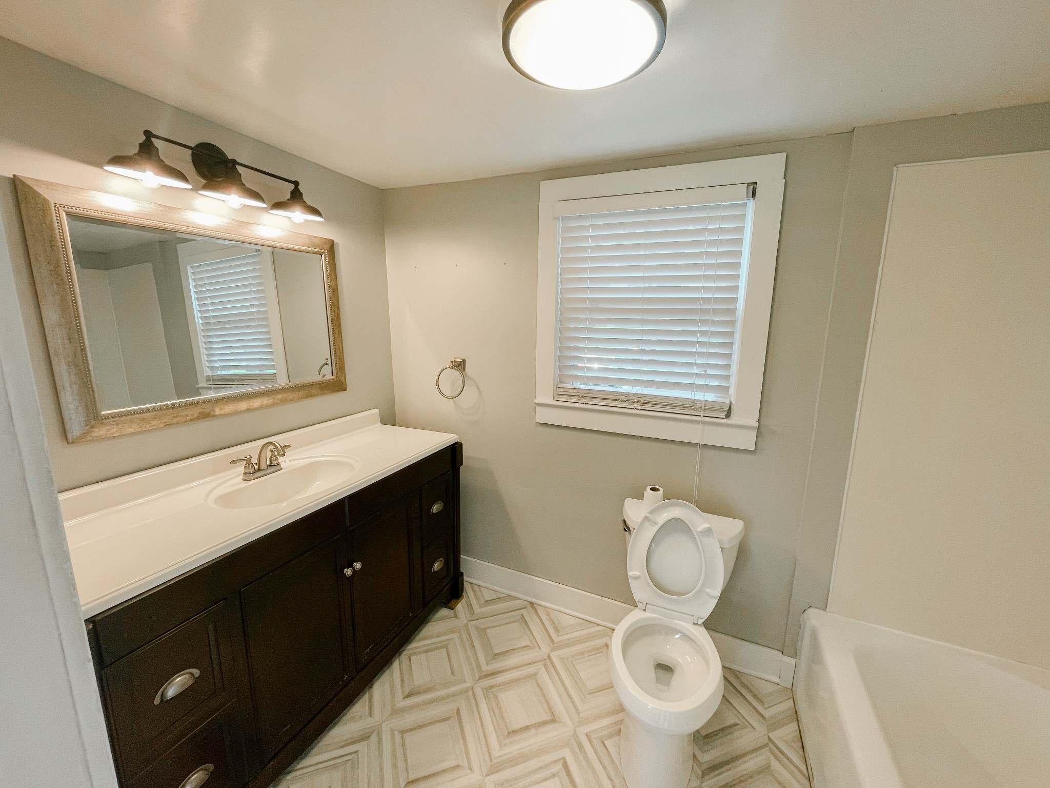 725 South Brace Road Summertown, TN 38483 - Photo 8 of 19 Gallery Image 8