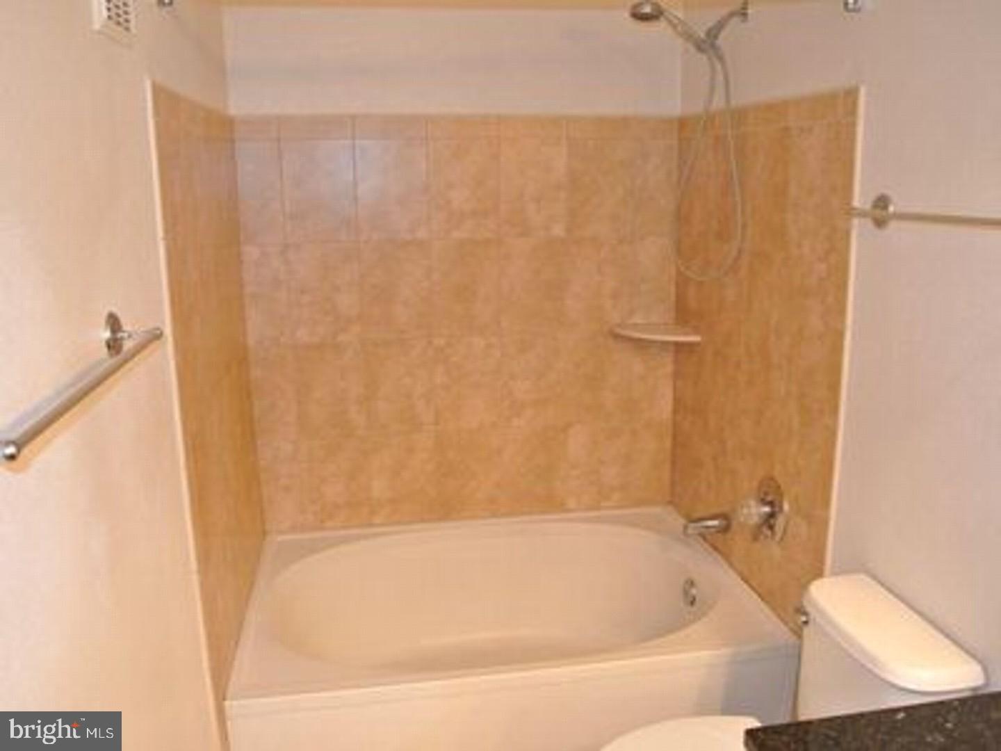 11800 Old Georgetown Road, Unit 1220 North Bethesda, MD 20852 - Photo 15 of 33