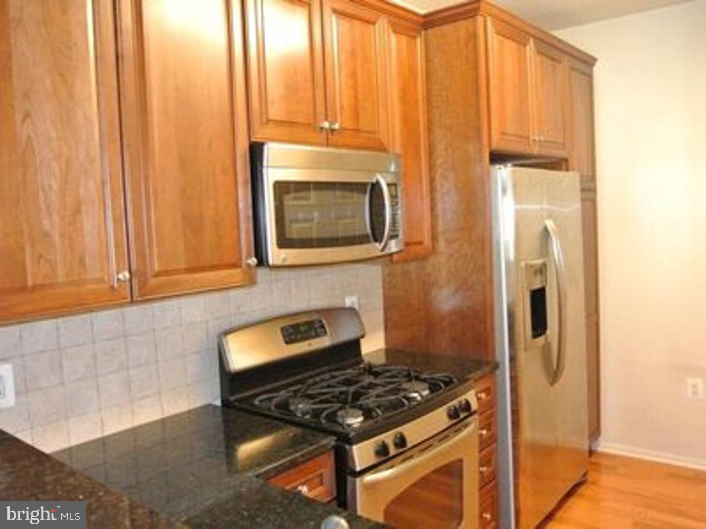 11800 Old Georgetown Road, Unit 1220 North Bethesda, MD 20852 - Photo 5 of 33