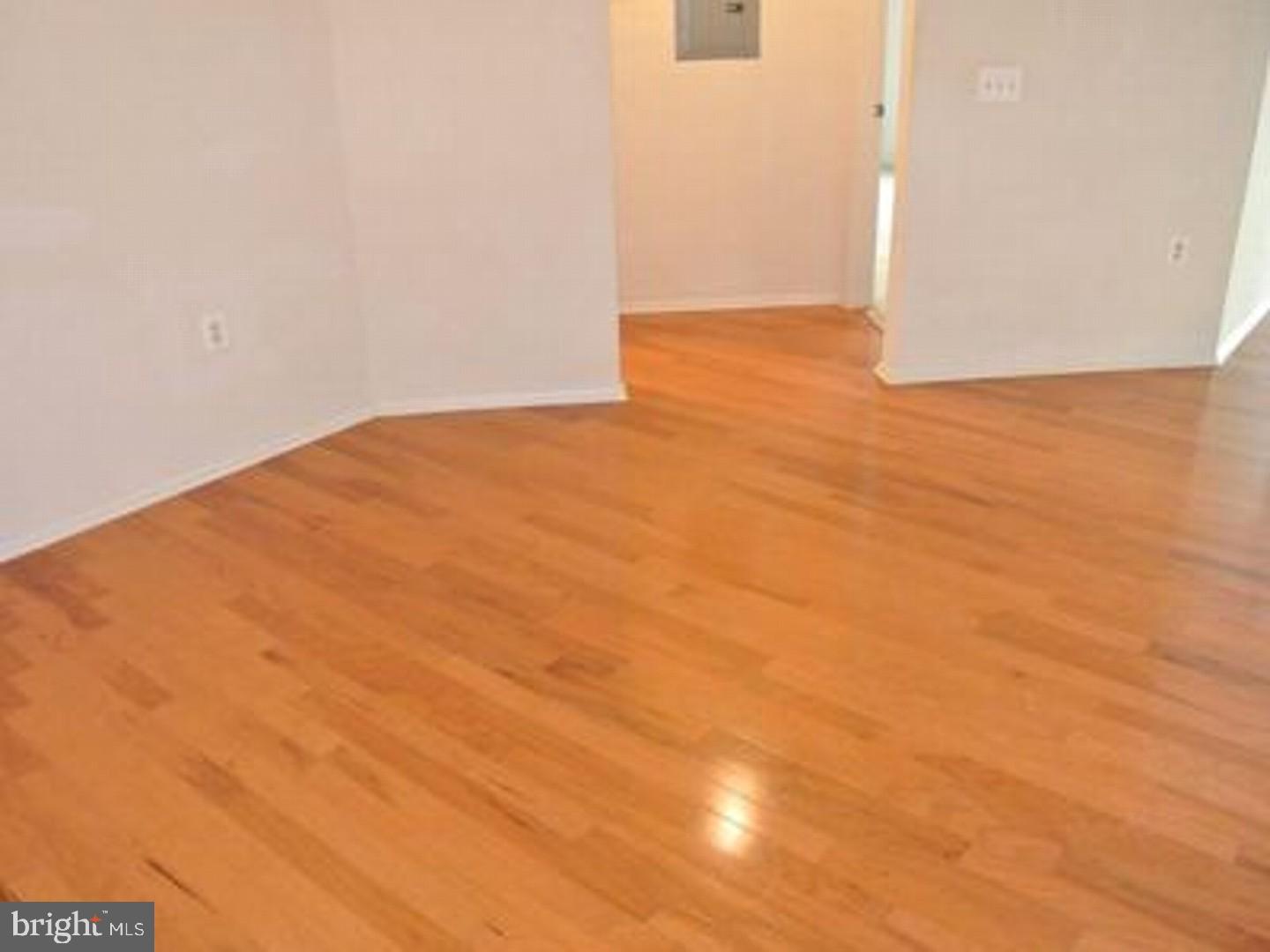 11800 Old Georgetown Road, Unit 1220 North Bethesda, MD 20852 - Photo 10 of 33