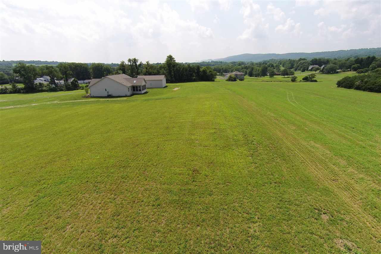 9 Moyer Road Harrisburg, PA 17112 - Photo 3 of 13 Gallery Image 3